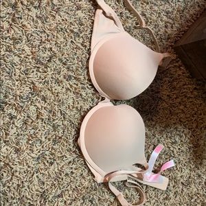 nude pushup bra